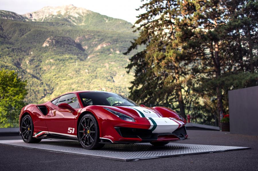  Ferrari 488 Pista Tailor Made Piloti Ferrari 2018 года  (фото 1 из 5)